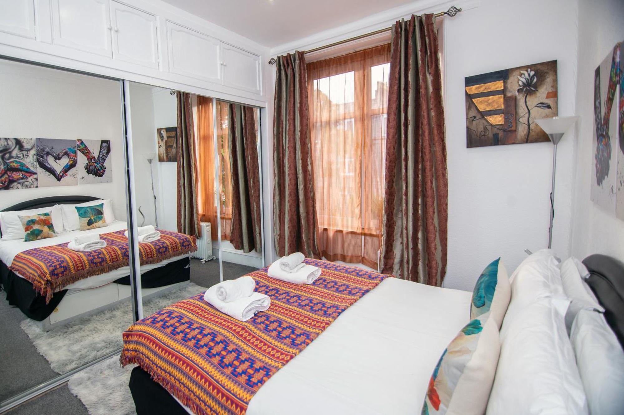 The Summit West End- Elegant Apartment With Free Parking In Prime Location アバディーン エクステリア 写真