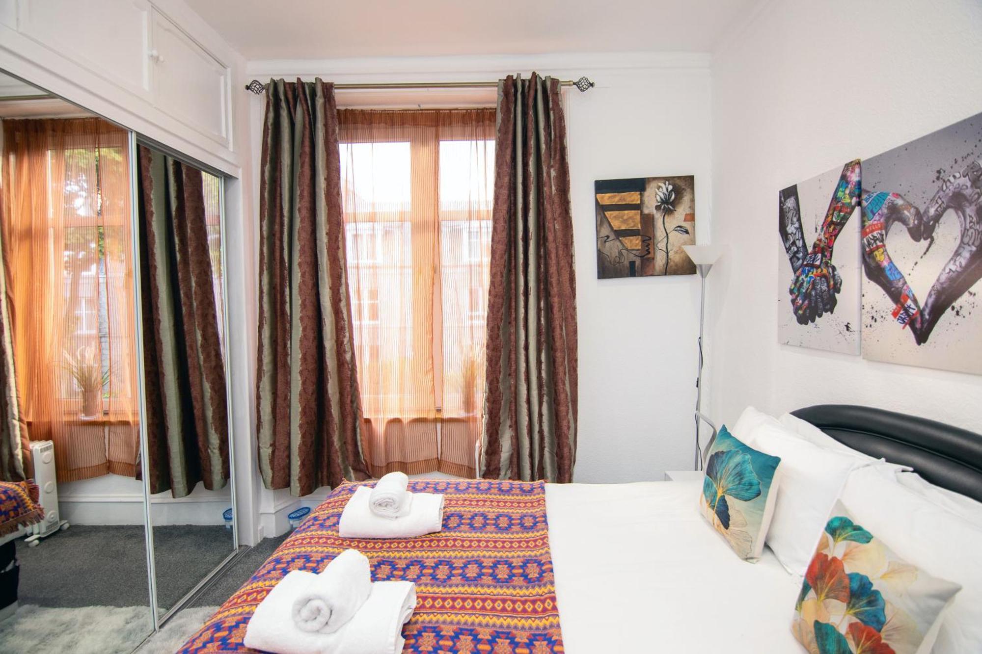 The Summit West End- Elegant Apartment With Free Parking In Prime Location アバディーン エクステリア 写真